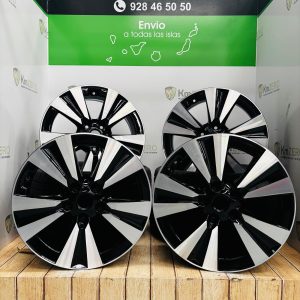Juego Llantas Nissan Pulsar 17" 6.5JX17 ET45 5x114 ⌀Buje 66.1